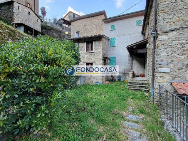 Appartamento in vendita a Stazzema, Toscana