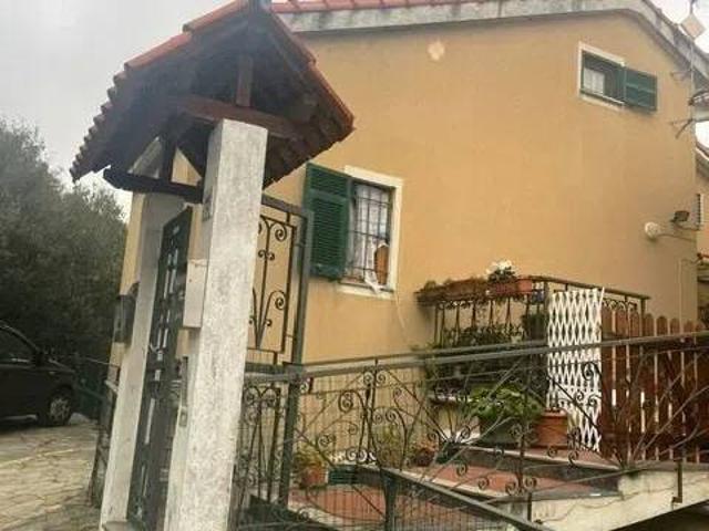 Appartamento in vendita a Stella, Liguria
