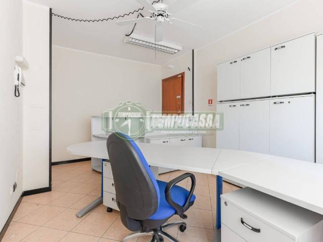 Appartamento in vendita a Stezzano, Lombardia