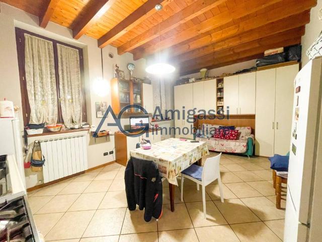 Appartamento in vendita a Stezzano, Lombardia