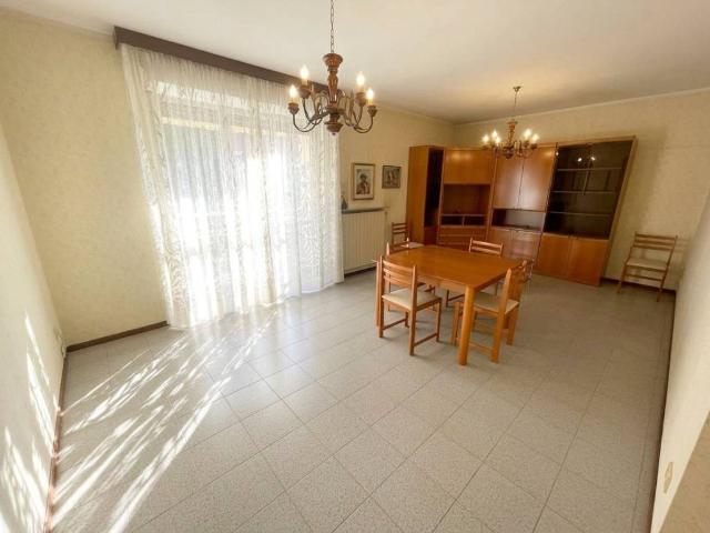 Appartamento in vendita a Stezzano, Bergamo