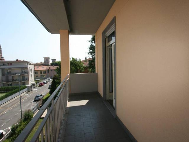 Appartamento in vendita a Stezzano, Lombardia