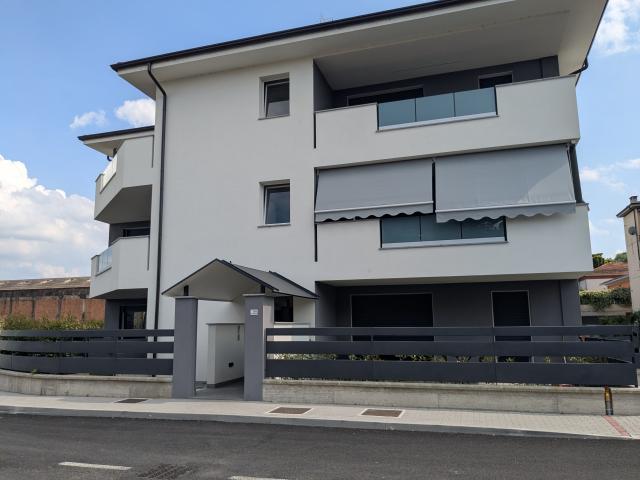 Appartamento in vendita a Stradella, Lombardia
