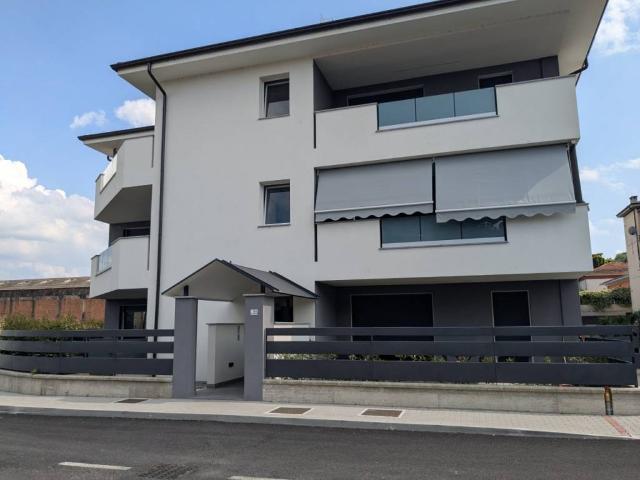 Appartamento in vendita a Stradella, Lombardia