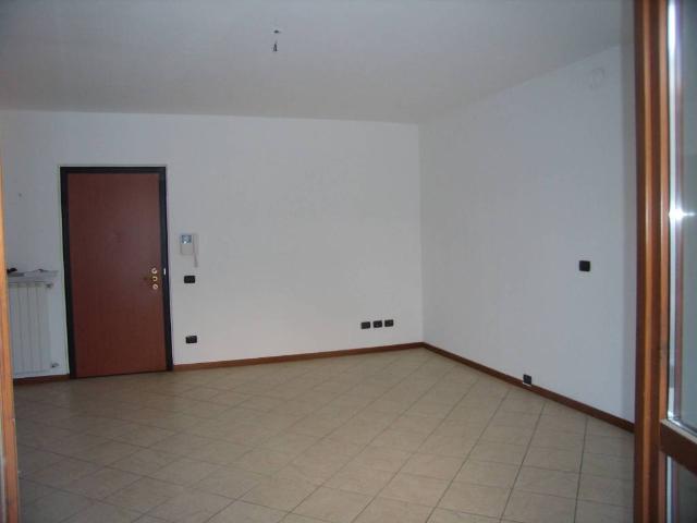 Appartamento in vendita a Stradella, Lombardia
