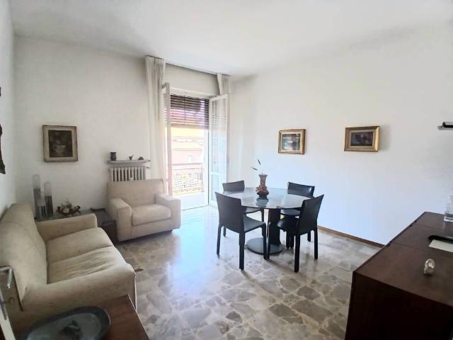Appartamento in vendita a Stradella, Lombardia