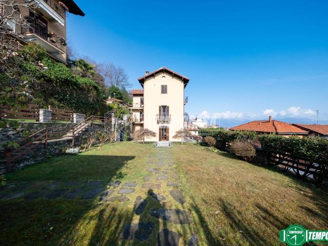 Appartamento in vendita a Brisino, Piemonte