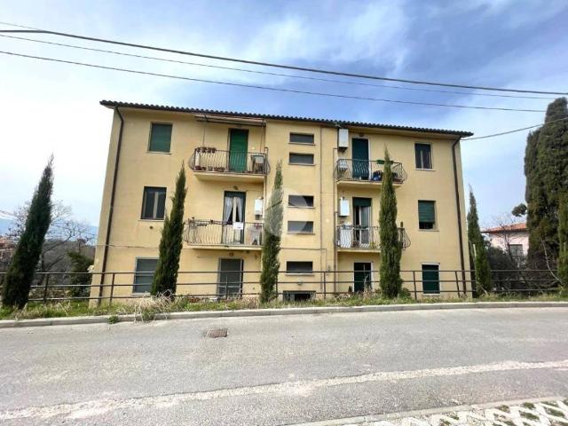 Appartamento in vendita a Stroncone, Umbria