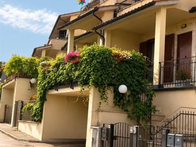 Appartamento in vendita a Stroncone, Umbria