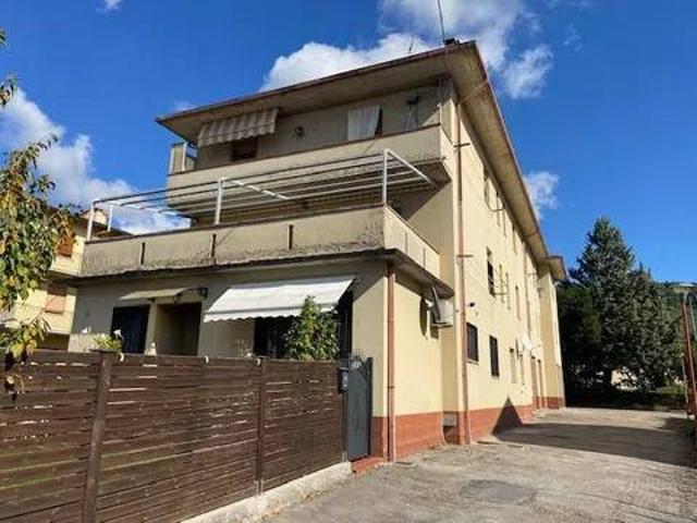 Appartamento in vendita a Subbiano, Toscana