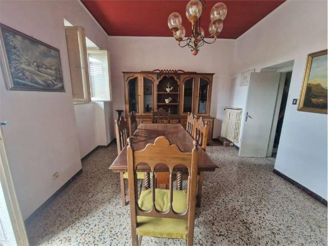 Appartamento in vendita a Subbiano, Toscana
