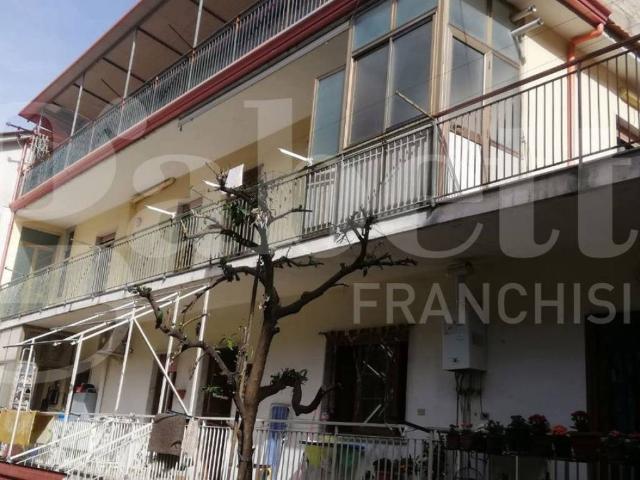 Appartamento in vendita a Succivo, Campania