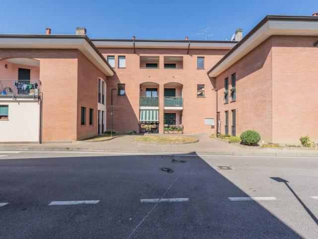 Appartamento in vendita a Cascina Gazzulo, Sulbiate