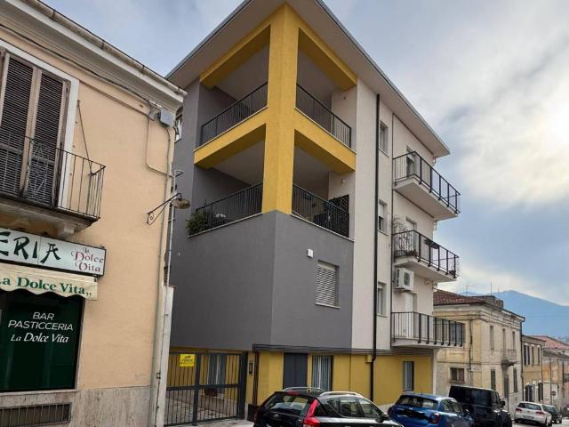 Appartamento in vendita a Sulmona, Abruzzo