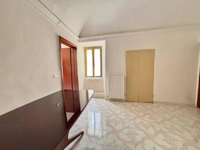 Appartamento in vendita a Sulmona, Abruzzo