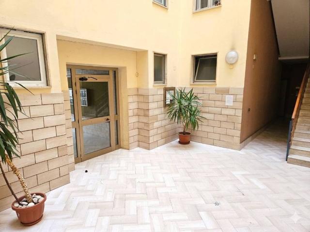 Appartamento in vendita a Sulmona, Abruzzo