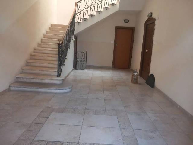 Appartamento in vendita a Sulmona, Abruzzo