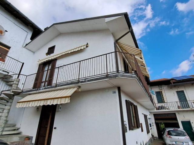 Appartamento in vendita a Sumirago, Lombardia