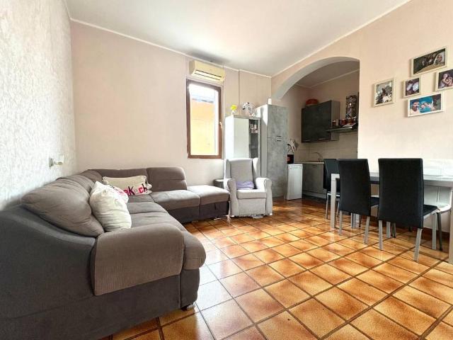 Appartamento in vendita a Menzago, Sumirago