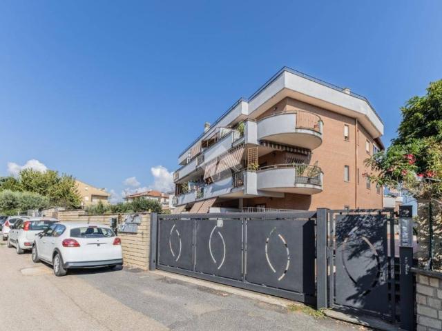 Appartamento in vendita a Sutri, Viterbo