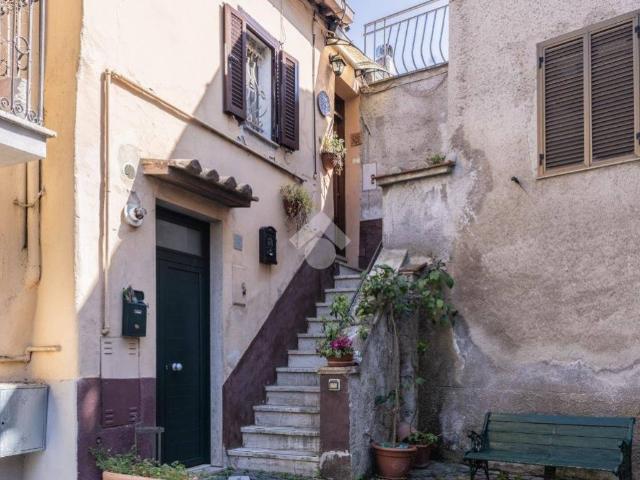 Appartamento in vendita a Sutri, Lazio