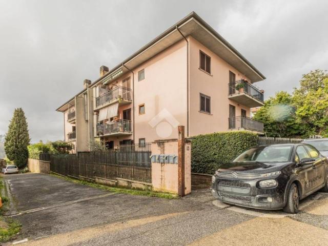 Appartamento in vendita a Sutri, Lazio
