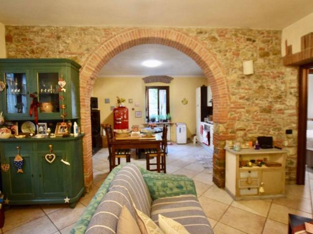 Appartamento in vendita a Suvereto, Toscana