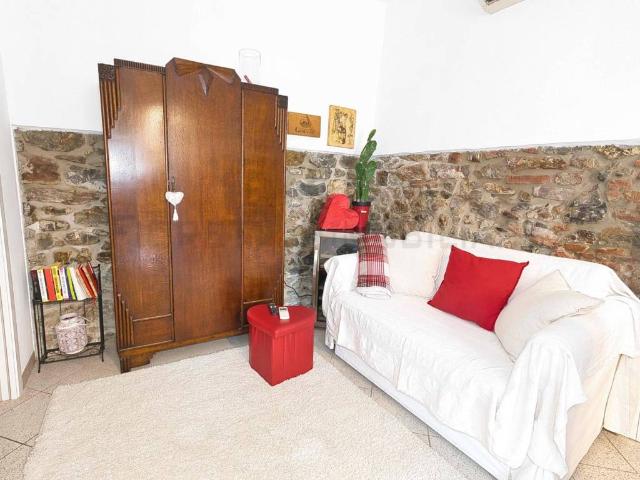 Appartamento in vendita a Suvereto, Toscana