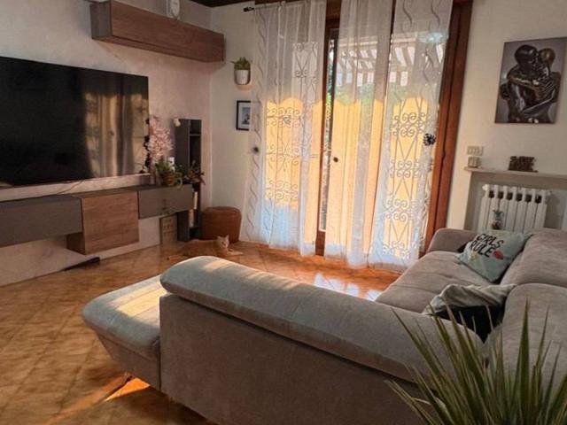Appartamento in vendita a Suzzara, Lombardia