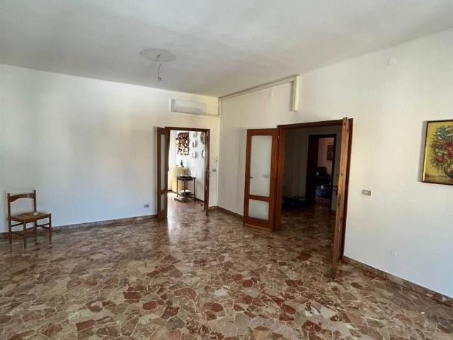 Appartamento in vendita a Suzzara, Mantova