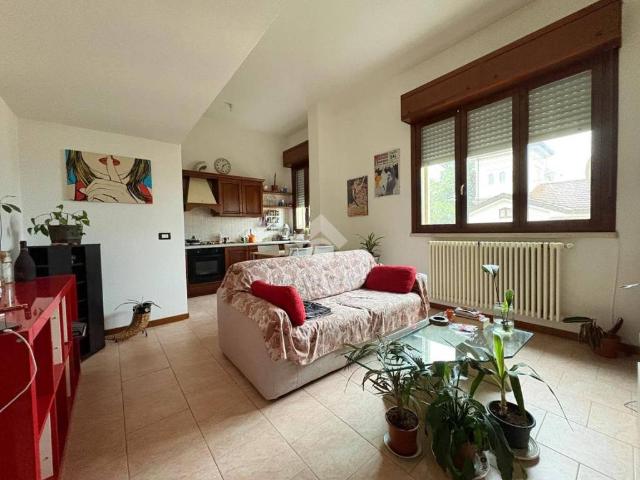 Appartamento in vendita a Suzzara, Lombardia
