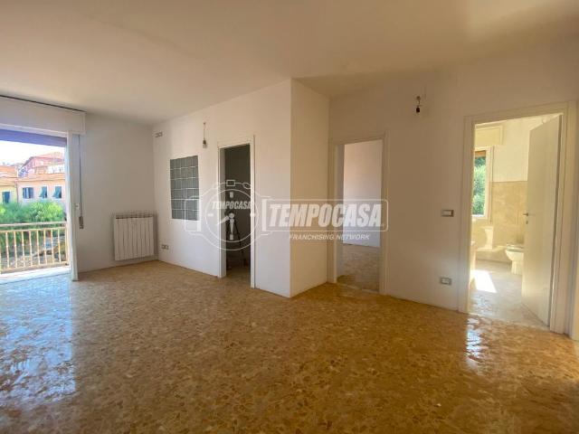 Appartamento in vendita a Taggia