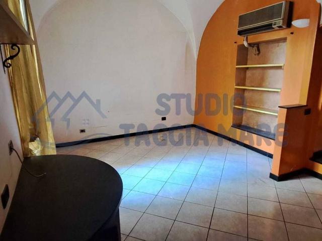 Appartamento in vendita a Taggia, Provincia di Imperia