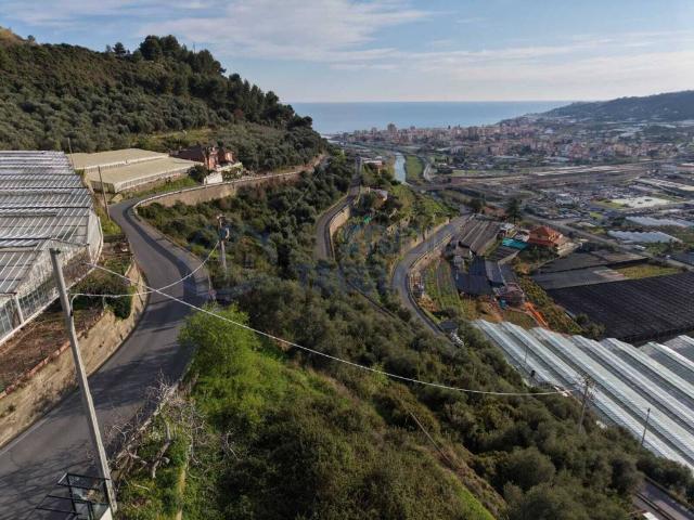 Appartamento in vendita a Taggia