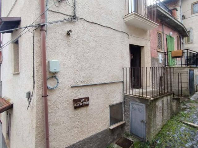 Appartamento in vendita a Poggetello, Tagliacozzo