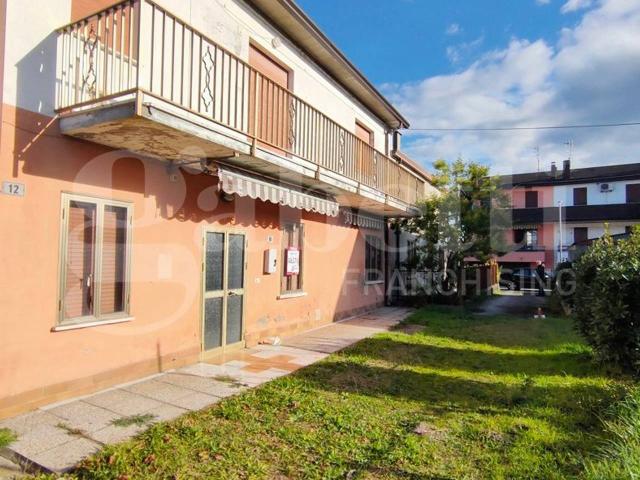 Appartamento in vendita a Taglio Di Po, Veneto