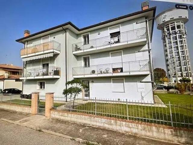 Appartamento in vendita a Taglio Di Po, Veneto