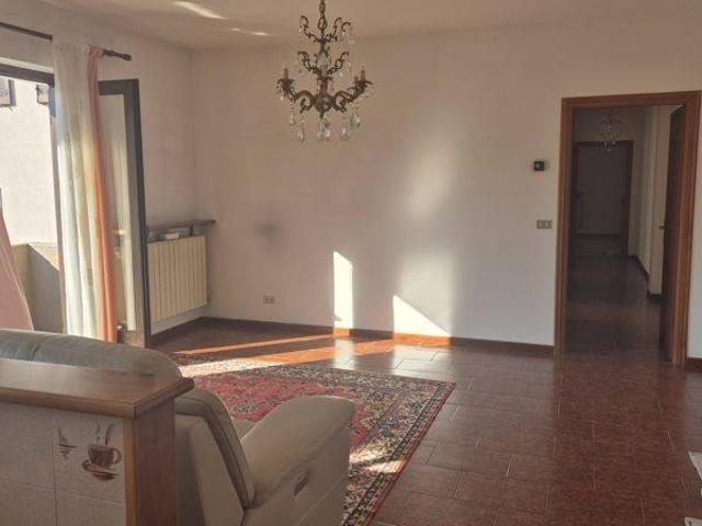 Appartamento in vendita a Talamona, Lombardia