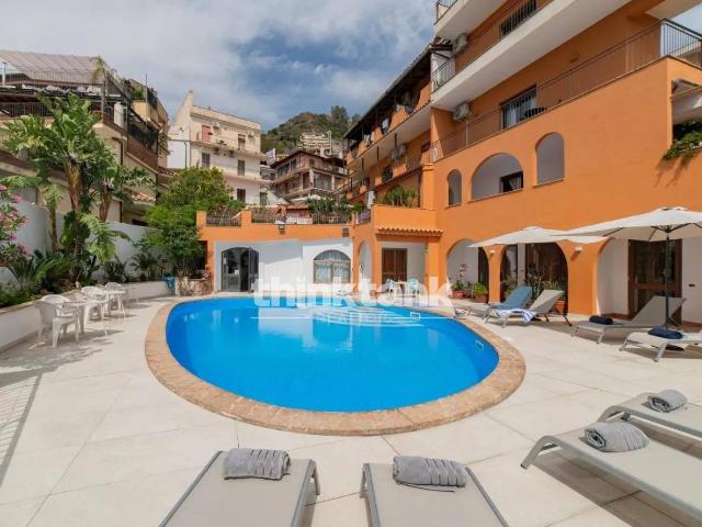 Appartamento in vendita a Taormina, Sicilia