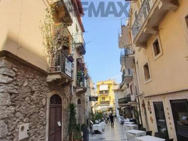 Appartamento in vendita a Taormina, Sicilia