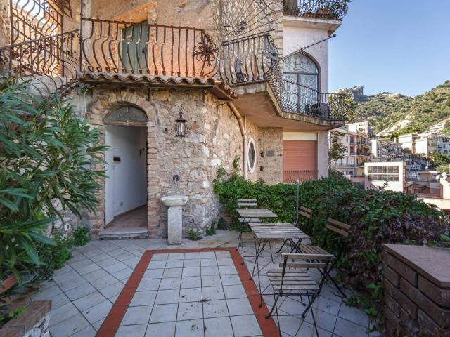 Appartamento in vendita a Taormina, Sicilia