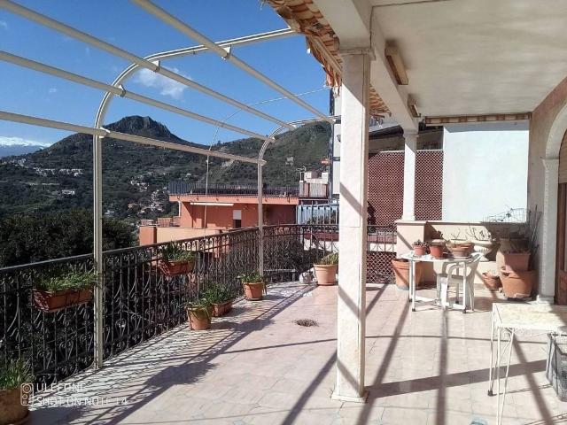 Appartamento in vendita a Taormina, Sicilia