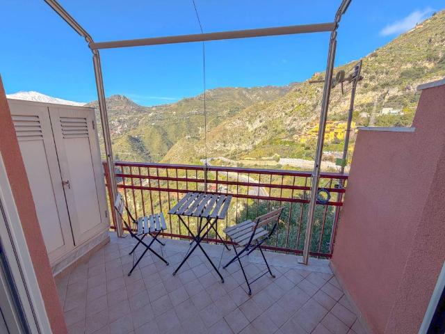 Appartamento in vendita a Taormina, Sicilia