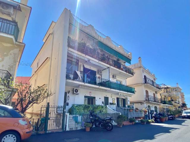 Appartamento in vendita a Taormina, Sicilia