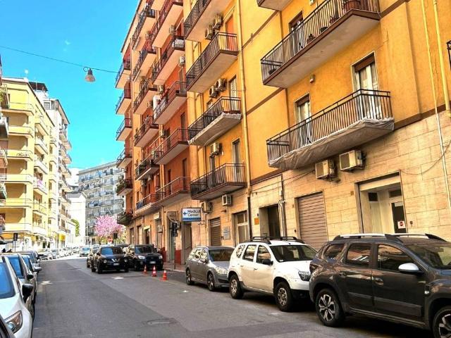 Appartamento in vendita a Taranto