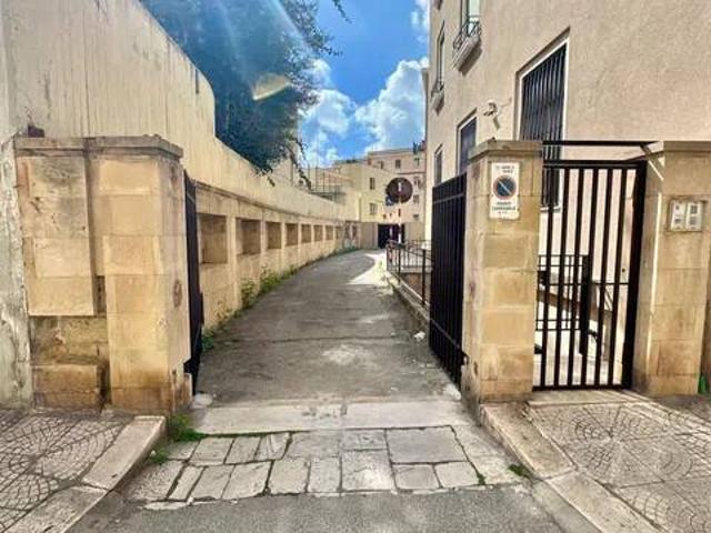 Appartamento in vendita a Taranto