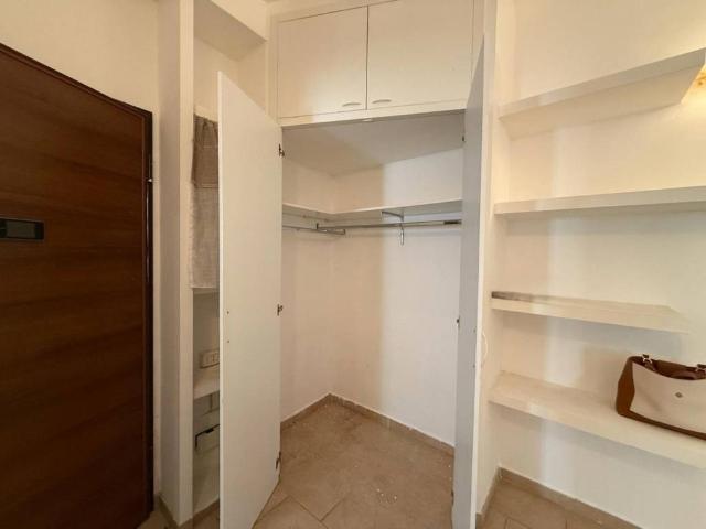 Appartamento in vendita a Puglia, Taranto