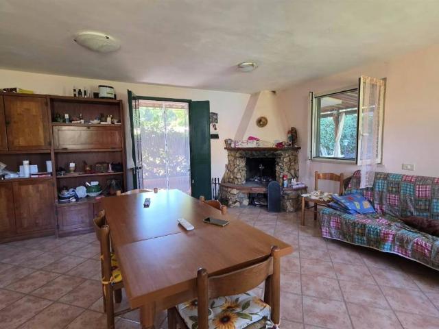 Appartamento in vendita a Lombardi, Tarquinia