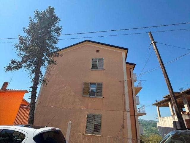 Appartamento in vendita a Taurasi, Campania