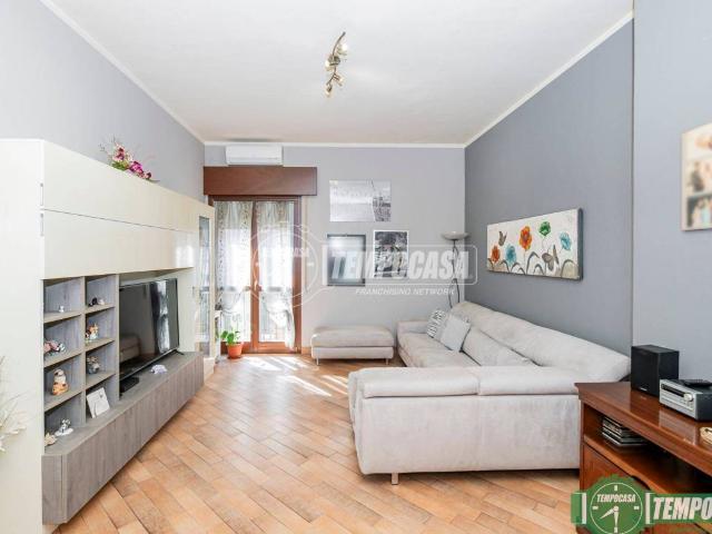Appartamento in vendita a Tavazzano, Tavazzano Con Villavesco